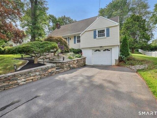 house with 3 bedroom, West Hartford CT ES105415013