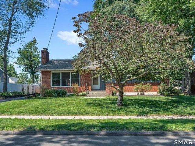 house with 3 bedroom, West Hartford CT ES105415153