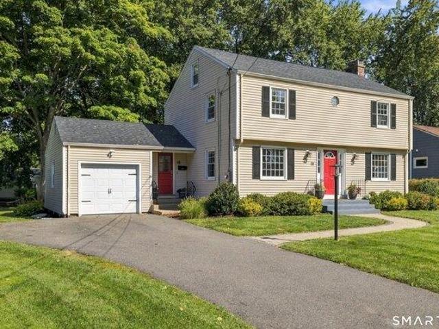 house with 3 bedroom, West Hartford CT ES105535587