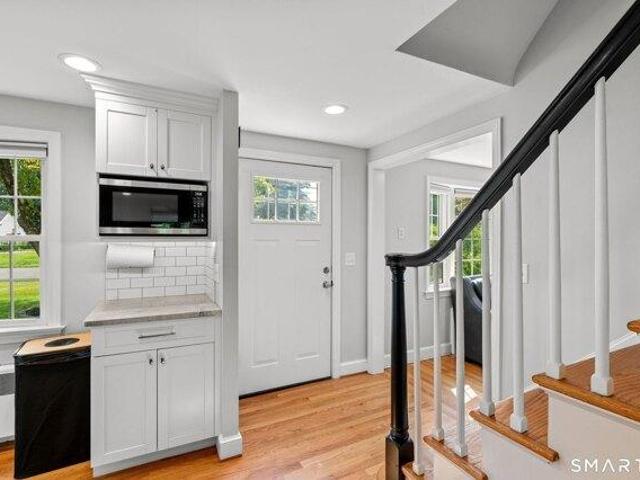house with 3 bedroom, West Hartford CT ES105614290