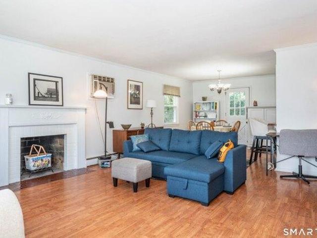 house with 3 bedroom, West Hartford CT ES105612519
