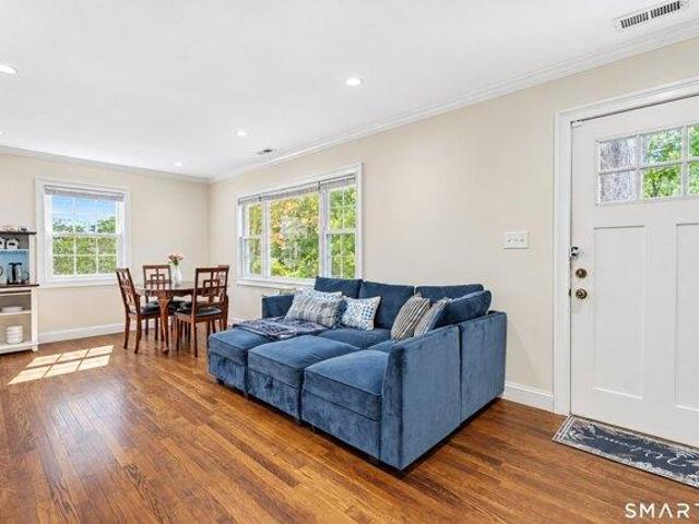 house with 3 bedroom, West Haven CT ES105549540