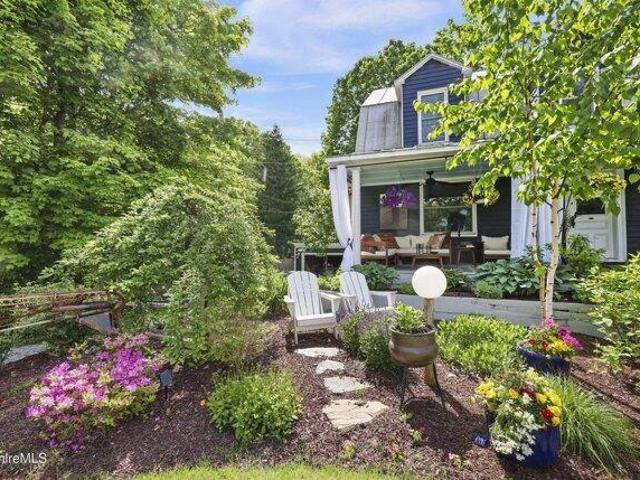 house with 3 bedroom, West Stockbridge MA ES105475202