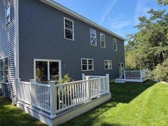 house with 3 bedroom, West Warwick RI ES105590008