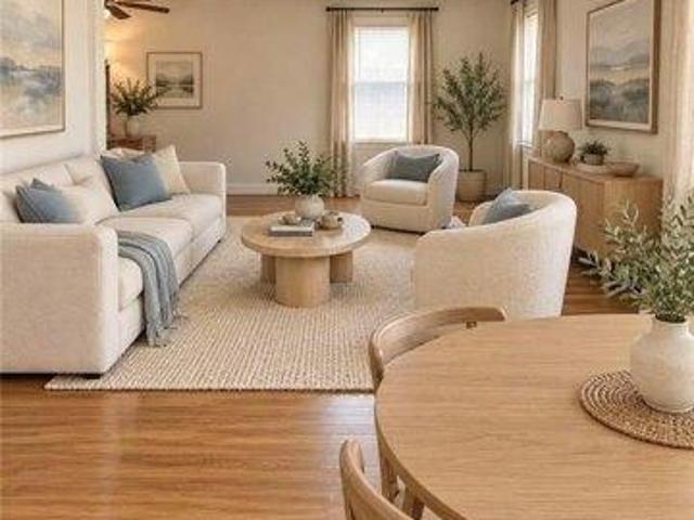 house with 3 bedroom, West Warwick RI ES105722671