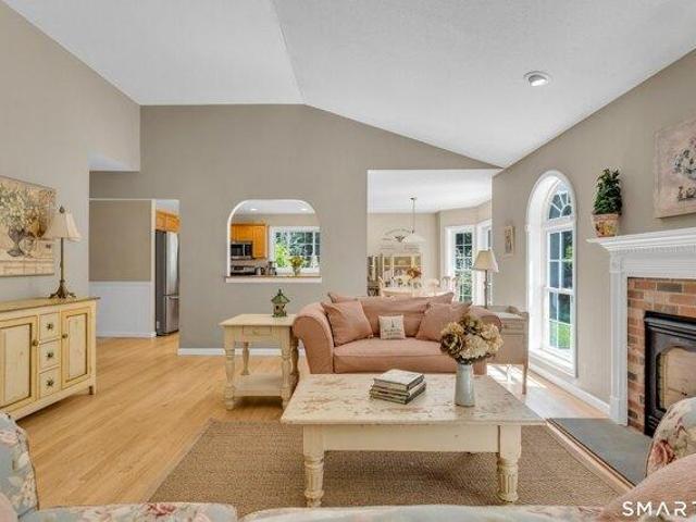 house with 3 bedroom, Westbrook CT ES104512701