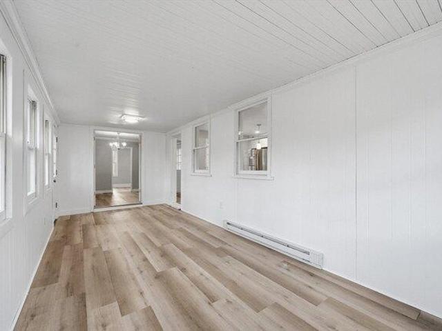 house with 3 bedroom, Westford MA ES104604970