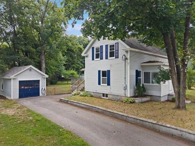 house with 3 bedroom, Westford MA ES105477360