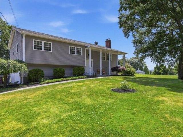 house with 3 bedroom, Westfield MA ES105368297