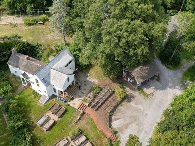 house with 3 bedroom, Weston MA ES105574893
