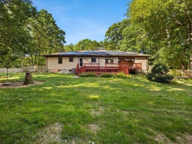 house with 3 bedroom, Westport MA ES105680725