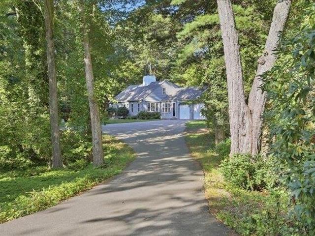house with 3 bedroom, Westwood MA ES105560624