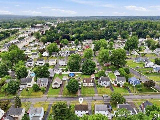 house with 3 bedroom, Wethersfield CT ES104832499