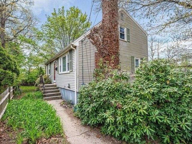 house with 3 bedroom, Weymouth MA ES105414491