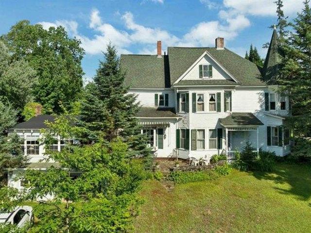 house with 3 bedroom, Whitefield NH ES105561967