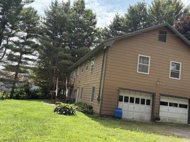 house with 3 bedroom, Winthrop ME ES105577248