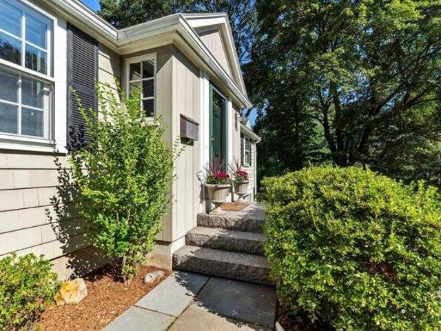 house with 3 bedroom, Winchester MA ES105587299