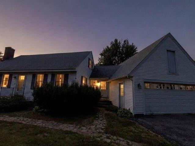 house with 3 bedroom, Windham ME ES105577478