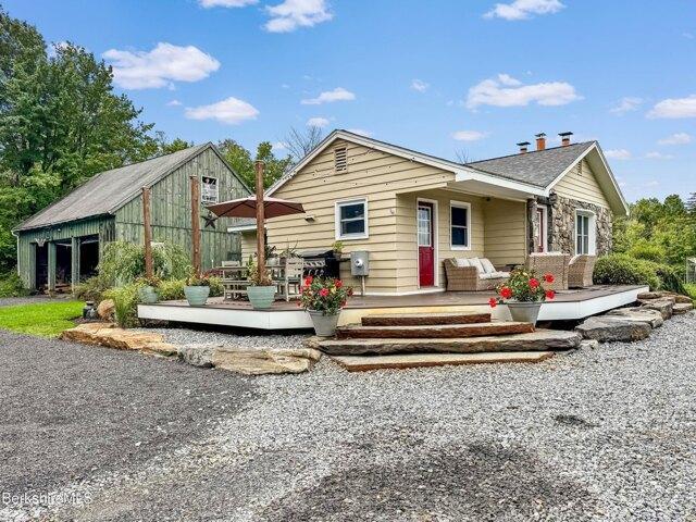 house with 3 bedroom, Windsor MA ES105478875