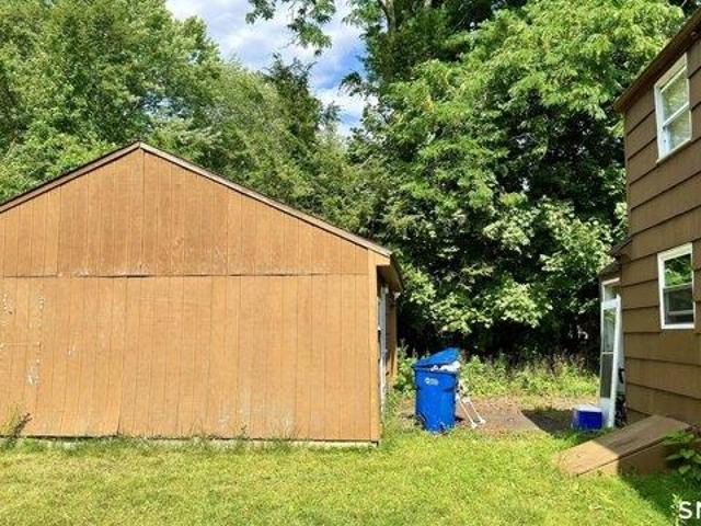 house with 3 bedroom, Windsor CT ES105553304