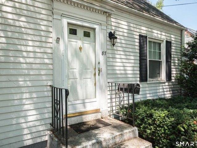 house with 3 bedroom, Windsor Locks CT ES105612068