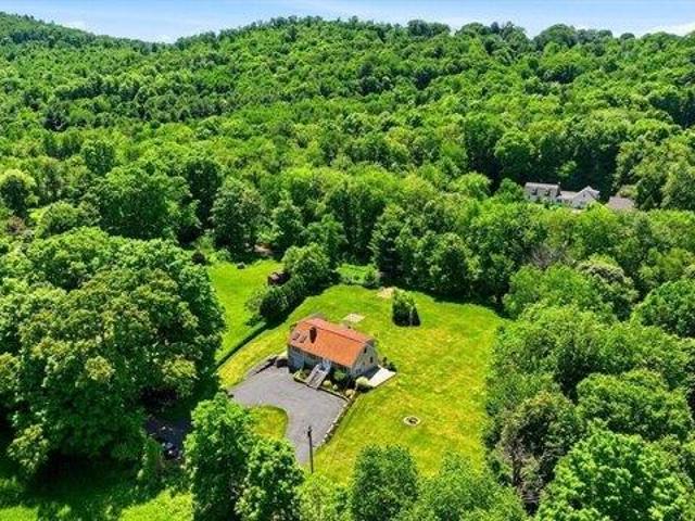 house with 3 bedroom, Wilbraham MA ES104514099