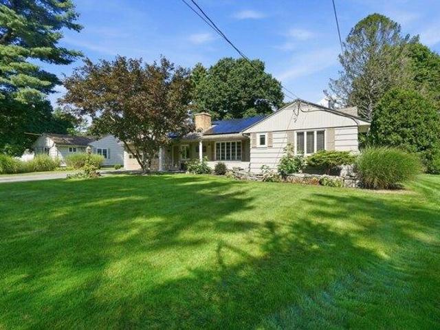 house with 3 bedroom, Wilbraham MA ES105590818
