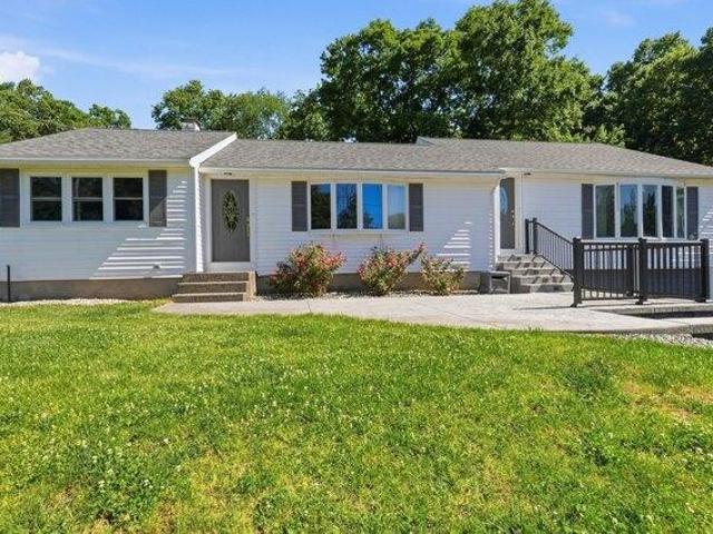 house with 3 bedroom, Wilbraham MA ES105340842