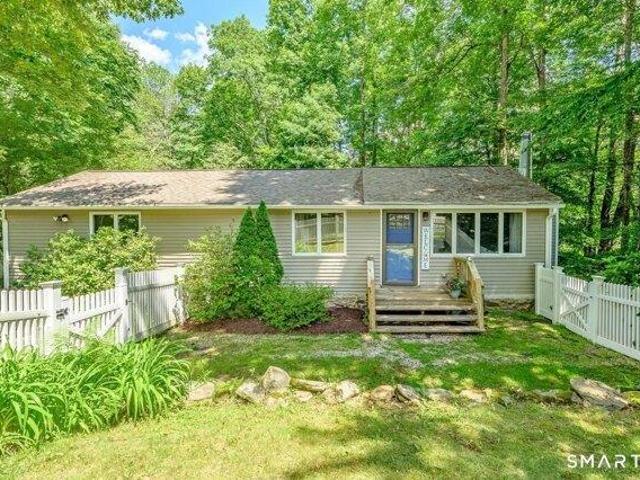 house with 3 bedroom, Woodstock CT ES104541237