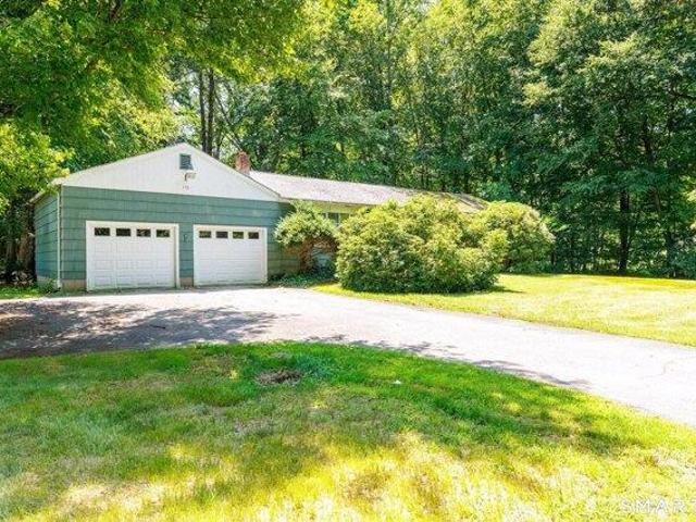 house with 3 bedroom, Woodstock CT ES104543592