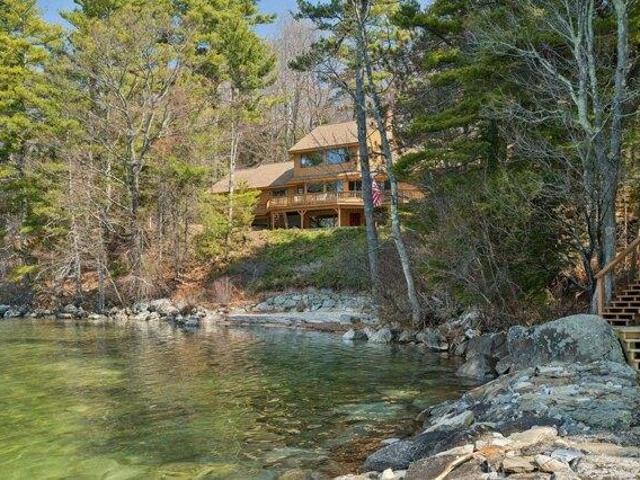 house with 3 bedroom, Wolfeboro NH ES105476901