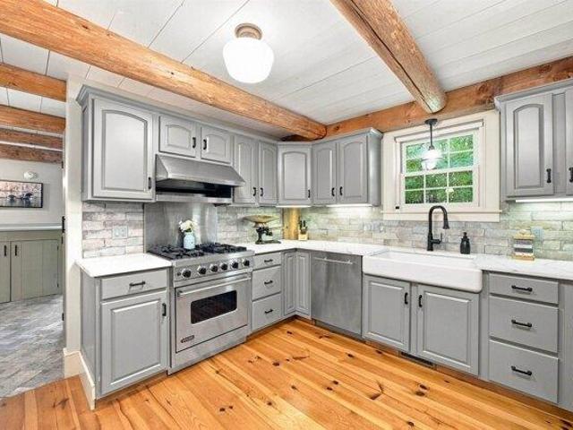 house with 3 bedroom, Wolfeboro NH ES105513432