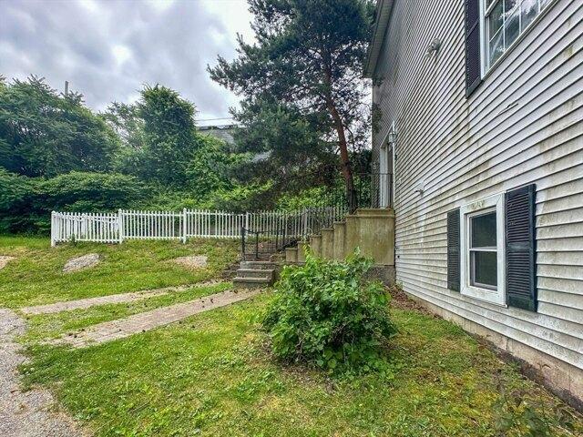 house with 3 bedroom, Worcester MA ES104442350