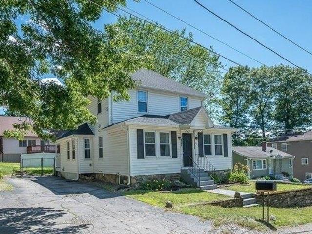 house with 3 bedroom, Worcester MA ES104569843