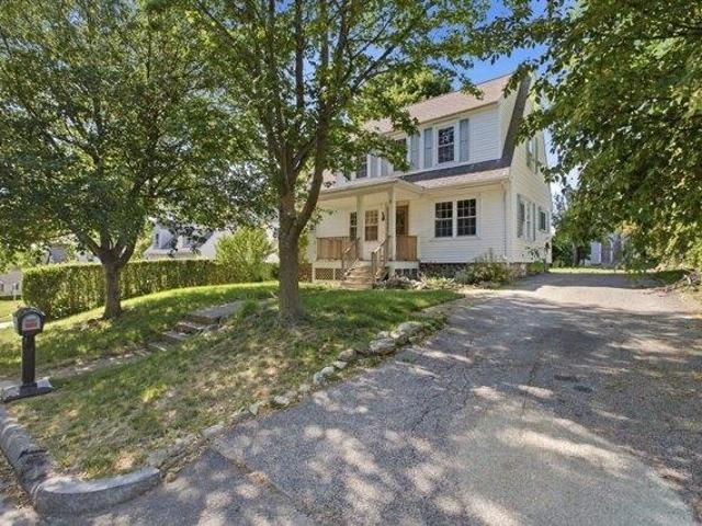 house with 3 bedroom, Worcester MA ES104570889