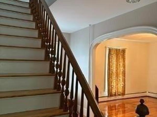 house with 3 bedroom, Worcester MA ES104374168