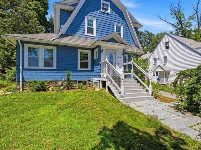 house with 3 bedroom, Worcester MA ES104375168