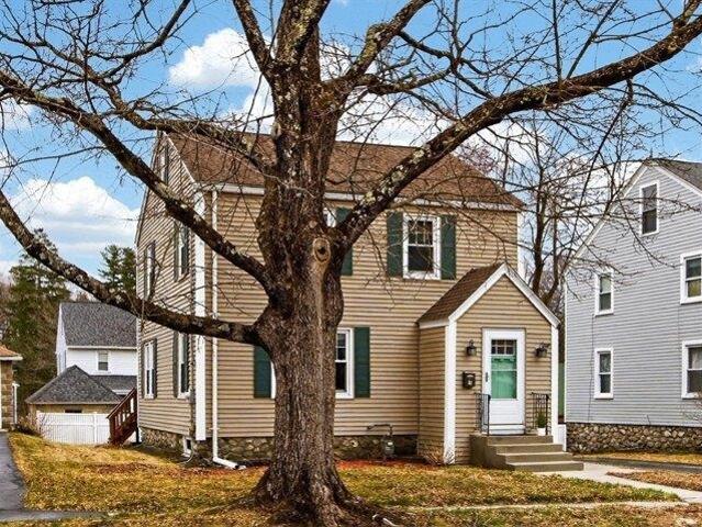 house with 3 bedroom, Worcester MA ES105416168