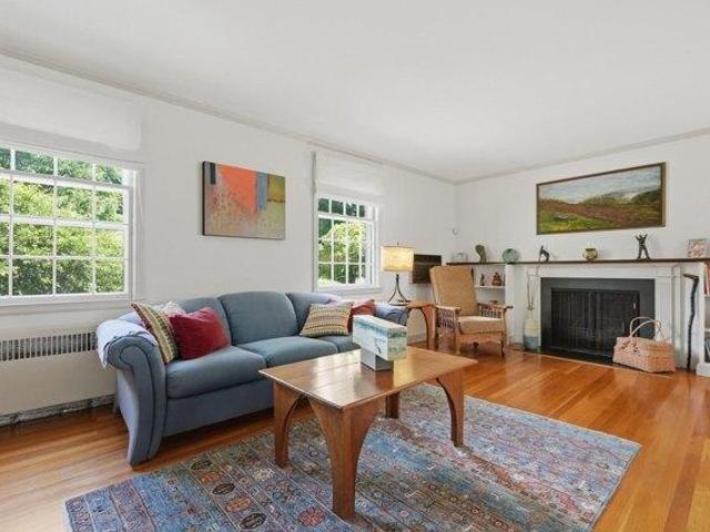 house with 3 bedroom, Worcester MA ES105417420