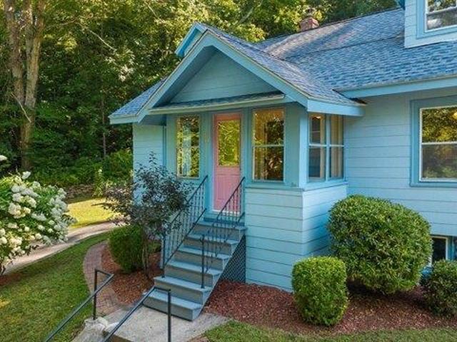 house with 3 bedroom, Worcester MA ES105417233