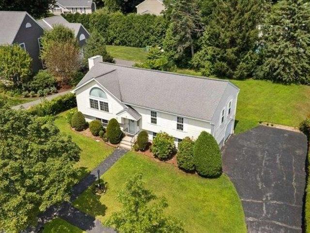 house with 3 bedroom, Worcester MA ES105279933