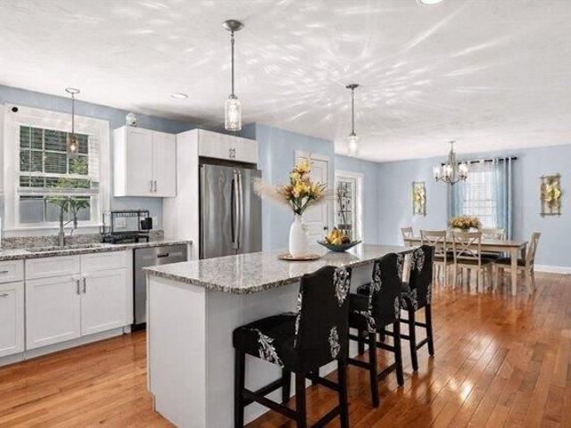 house with 3 bedroom, Worcester MA ES105351599