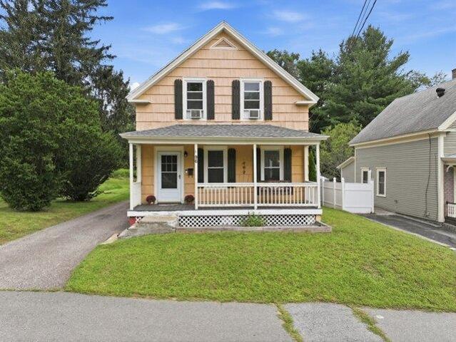 house with 3 bedroom, Worcester MA ES105367513
