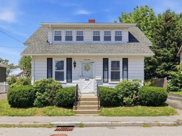 house with 3 bedroom, Worcester MA ES105385158