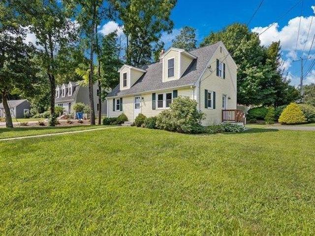 house with 3 bedroom, Wrentham MA ES105574500