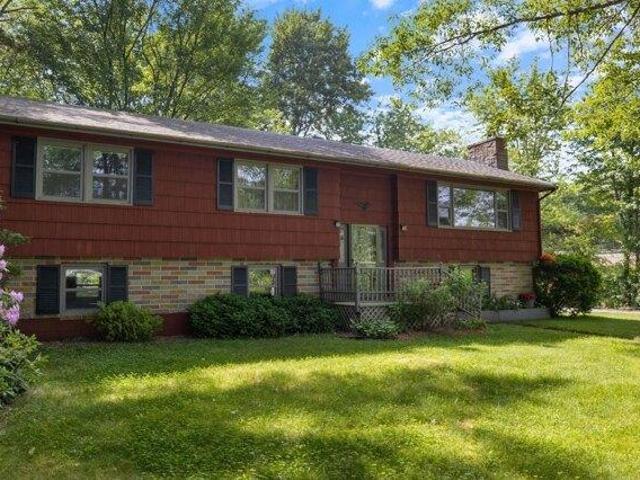 house with 3 bedroom, York ME ES104807399