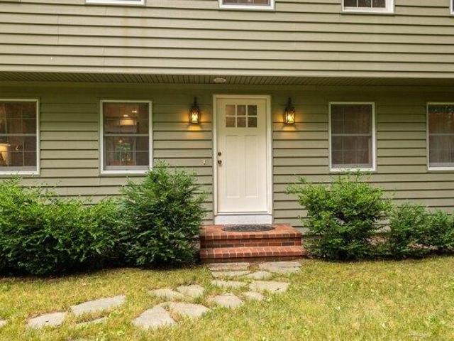 house with 3 bedroom, York ME ES105416785