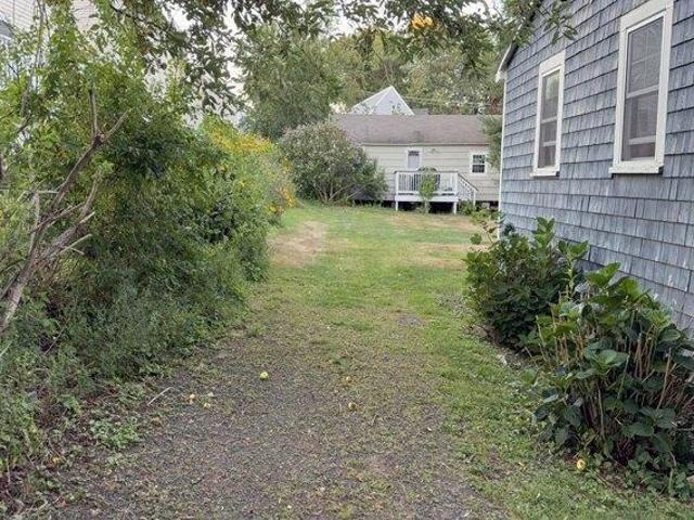 house with 3 bedroom, York ME ES105477306