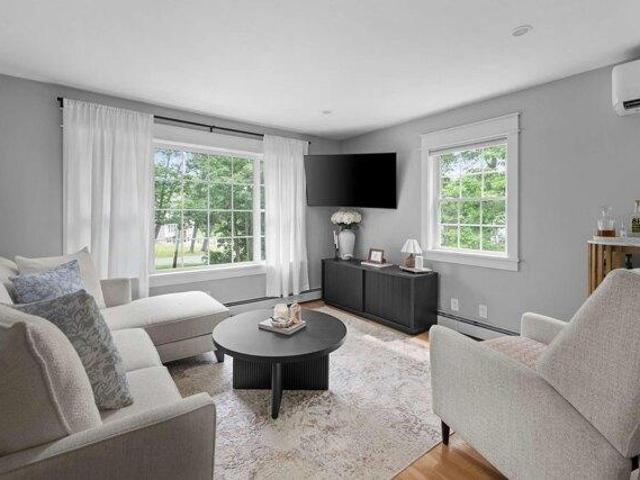 house with 3 bedroom, York ME ES105562506
