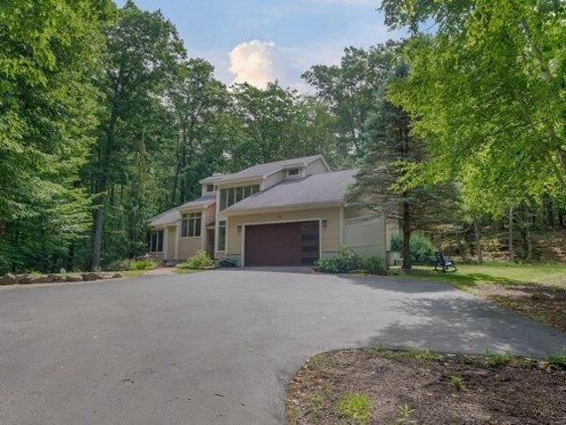 house with 3 bedroom, York ME ES105771190